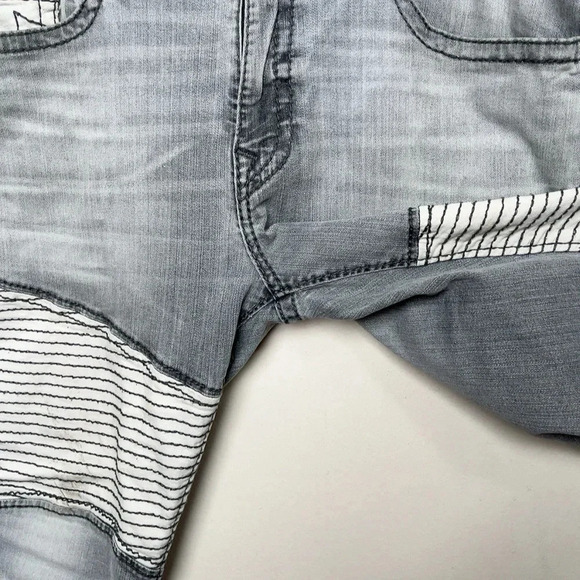 True Religion Mens Size 40 Rocco Biker Skinny Fit Jean In Grey - Picture 8 of 16